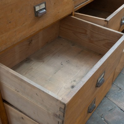 Imposant meuble de métier à tiroirs - XXème