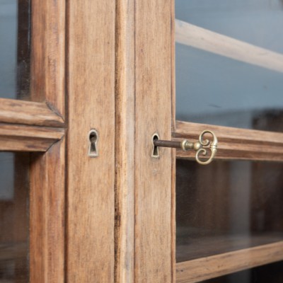 Two-part oak cabinet - early 20th century
