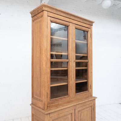 Two-part oak cabinet - early 20th century