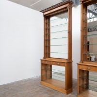 Anciens meubles de pharmacie - France 1920