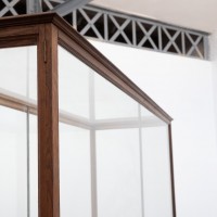 Ancienne vitrine de musée en chêne -  Début XXème