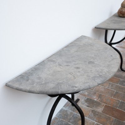 Paire de consoles de forme demi-lune - Début XXème