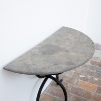 Paire de consoles de forme demi-lune - Début XXème