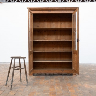 Imposante vitrine en bois - France 1900