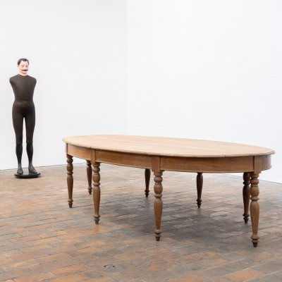Large oak table – circa 1900