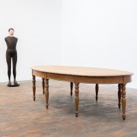 Large oak table – circa 1900