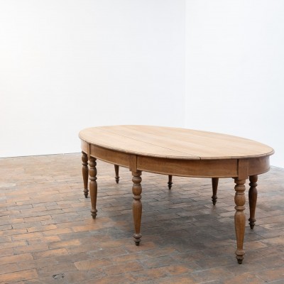 Large oak table – circa 1900