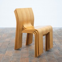 Ensemble de 4 Chaises Strip de Gijs Bakker et sa table. Produit proposé par ECLECTIQUE ANTQUE