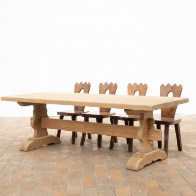 Grande table de monastère