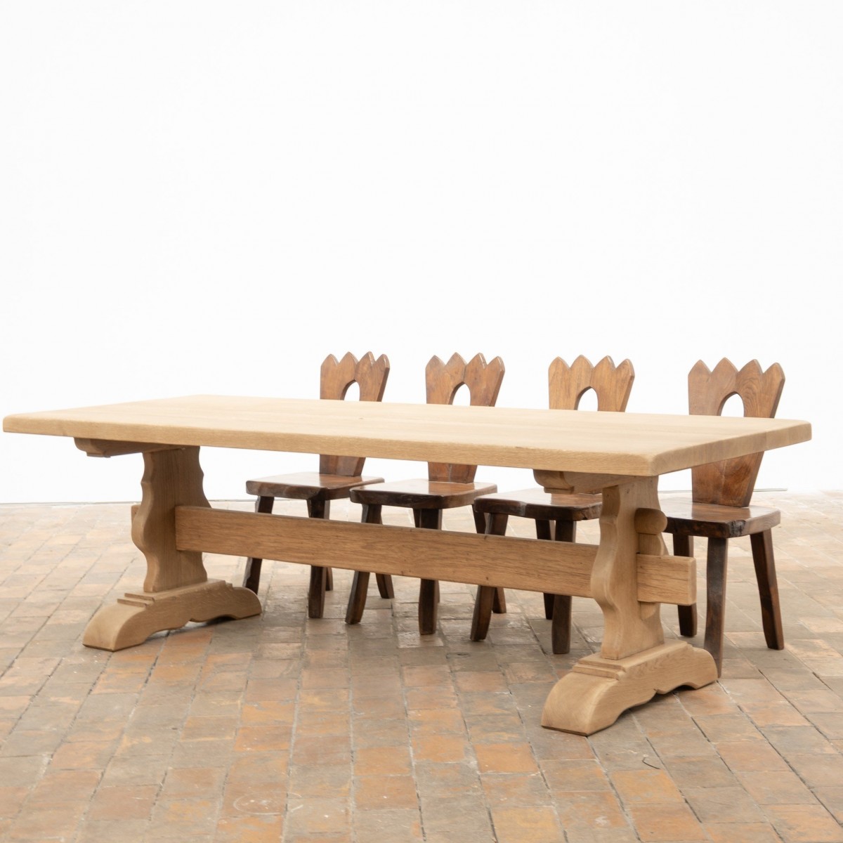 Grande table de monastère