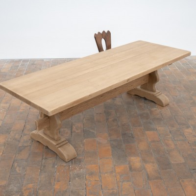 Grande table de monastère