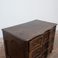 Commode Louis XV en noyer - XVIIIème