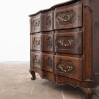 Commode Louis XV en noyer - XVIIIème