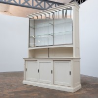 Ancien meuble de pâtissier à portes coulissantes – Début XXème