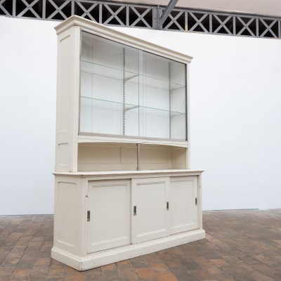 Former pastry shop cabinet with sliding doors – Early 20th century