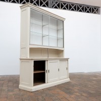Ancien meuble de pâtissier à portes coulissantes – Début XXème