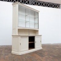 Former pastry shop cabinet with sliding doors – Early 20th century