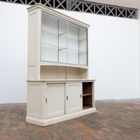 Ancien meuble de pâtissier à portes coulissantes – Début XXème