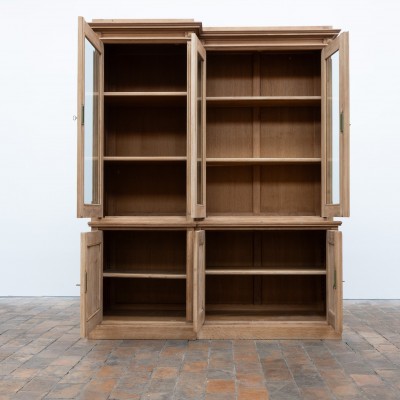 Bibliothèque vitrine en chêne brut – Début XXème