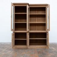 Bibliothèque vitrine en chêne brut – Début XXème