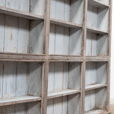 Grand meuble d’épicerie en bois peint — début XXème