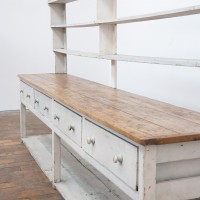 Grand meuble d’épicerie en bois peint — début XXème