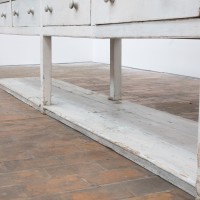 Grand meuble d’épicerie en bois peint — début XXème