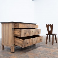 Commode en noyer et marbre noir - France XIXème