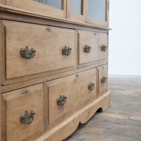 Grande vitrine de présentation en bois — début XXème