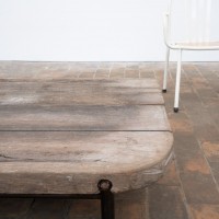 Imposante table basse primitive