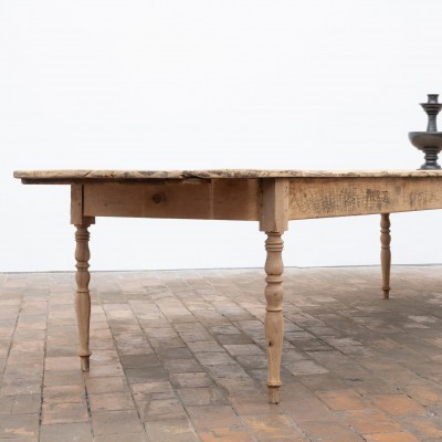 Grande table de communauté en bois, début XXème