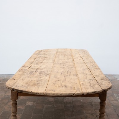 Grande table de communauté en bois, début XXème