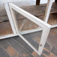 Ancien comptoir vitrine en bois peint – début XXe siècle