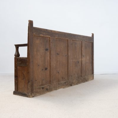 Ancien banc en bois à dossier panneauté – XIXe siècle