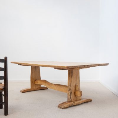Table de repas en chêne massif - France design XXème