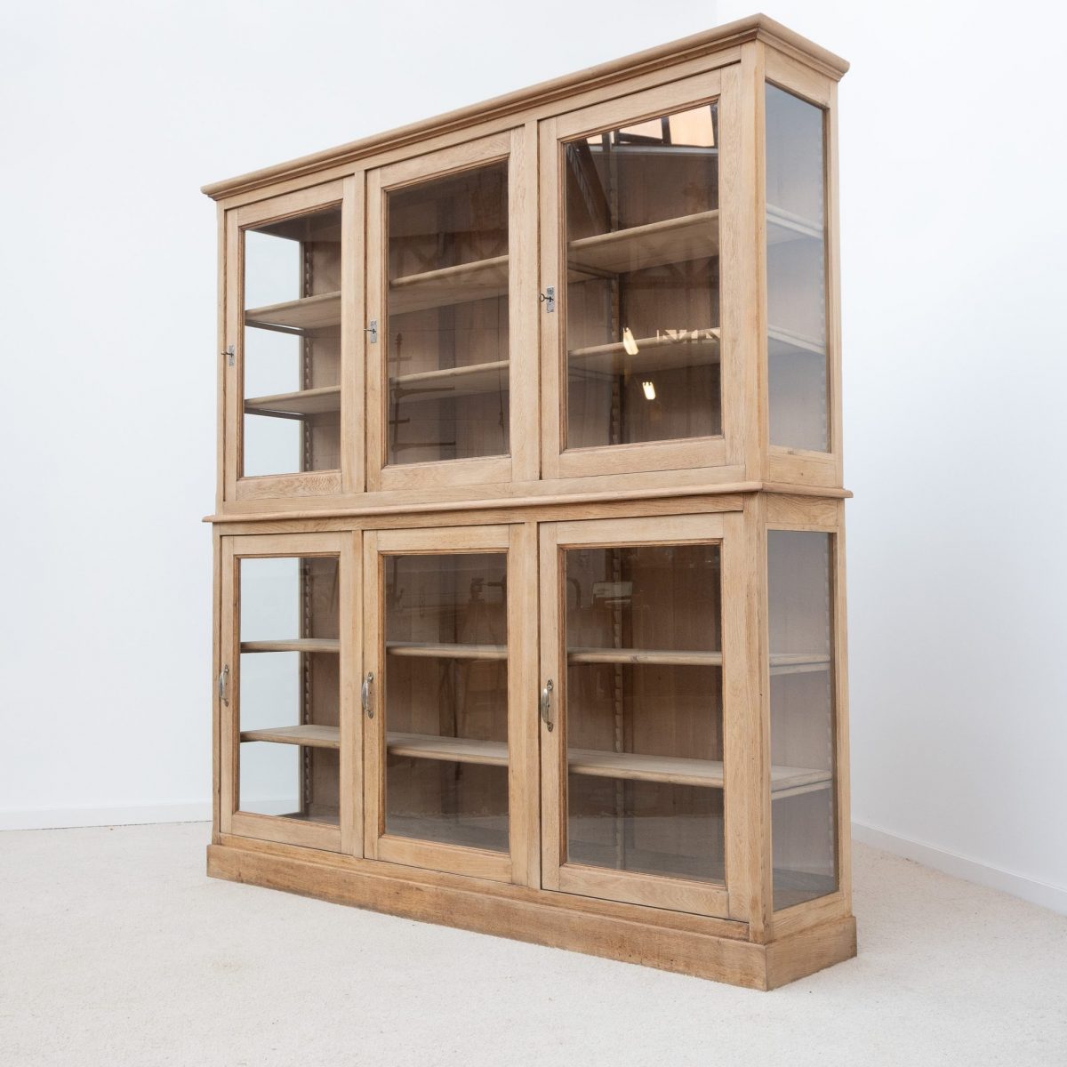 Grande vitrine ancienne 6 portes en chêne - 1920