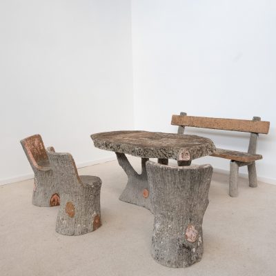 Ensemble de jardin en béton imitation tronc d’arbre - 1970