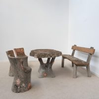 Ensemble de jardin en béton imitation tronc d’arbre - 1970