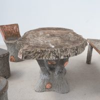 Ensemble de jardin en béton imitation tronc d’arbre - 1970