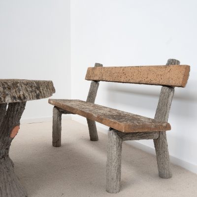 Ensemble de jardin en béton imitation tronc d’arbre - 1970