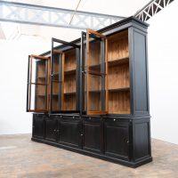 Grand meuble de chapelier en bois – début XXe siècle
