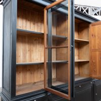 Grand meuble de chapelier en bois – début XXe siècle