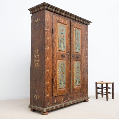 Armoire polychrome – France début du XIXe siècle