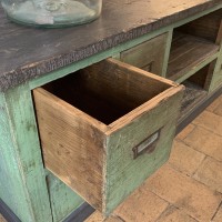 Low cabinet with drawers