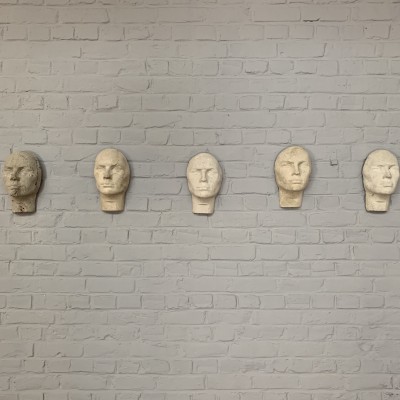 Series of 5 cement heads