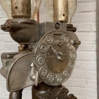Ancienne pompe à essence des années 30