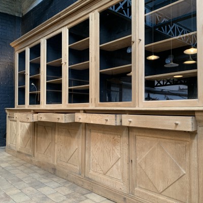 Large oak bookcase