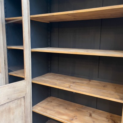 Former oak bookcase with 4 doors