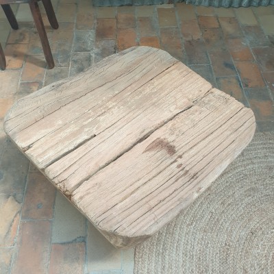 French primitive table